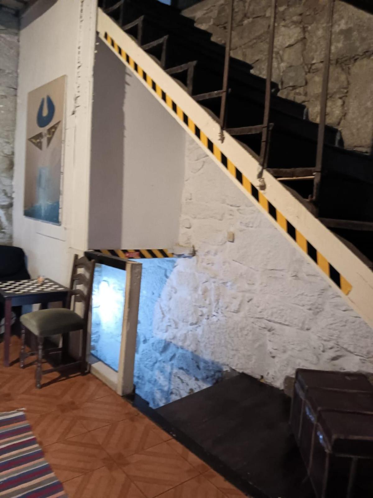 Family Adams House Hostel Брага Екстер'єр фото