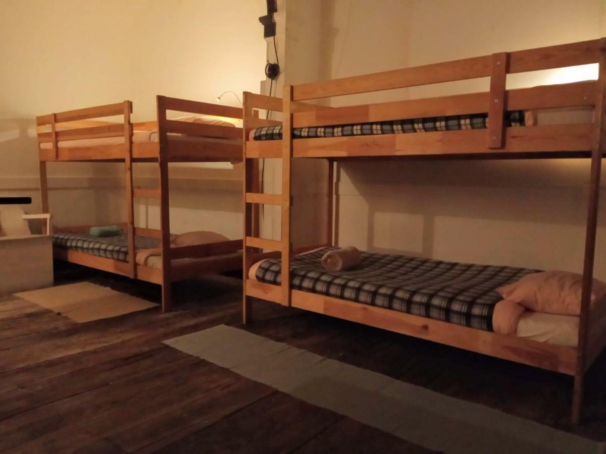 Family Adams House Hostel Брага Екстер'єр фото